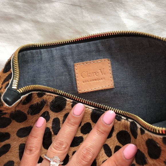 Clare V Leopard Calf Hair clutch - Picture 4 of 4